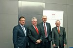 Von links nach rechts: Axel Gedaschko, GdW; Dr. Andreas Mattner, ZIA; Walter Rasch, BID-Vorsitzender und BFW; Jens-Ulrich Kießling IVD